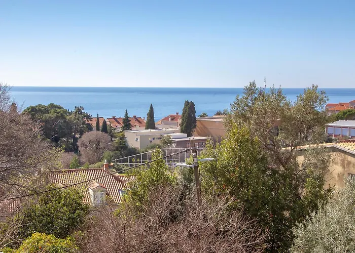 Beta With Sea View